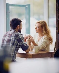 speed dating, szybkie randki, Warszawa, mini randki, tinder, upoluj singla, randki na żywo, jak się przygotować na randkę, o czym rozmawiać na randce, szukanie miłości, obecne randki, randki na czasie, swatka, współczesna swatka ile czasu na randkę, czas na miłość