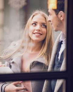 Speed dating u Amora Warszawa minirandki, spotkania dla singli, tinder, dreamdate, upoluj singla, singiel 20, singiel30, singiel40 singiel50, singiel60